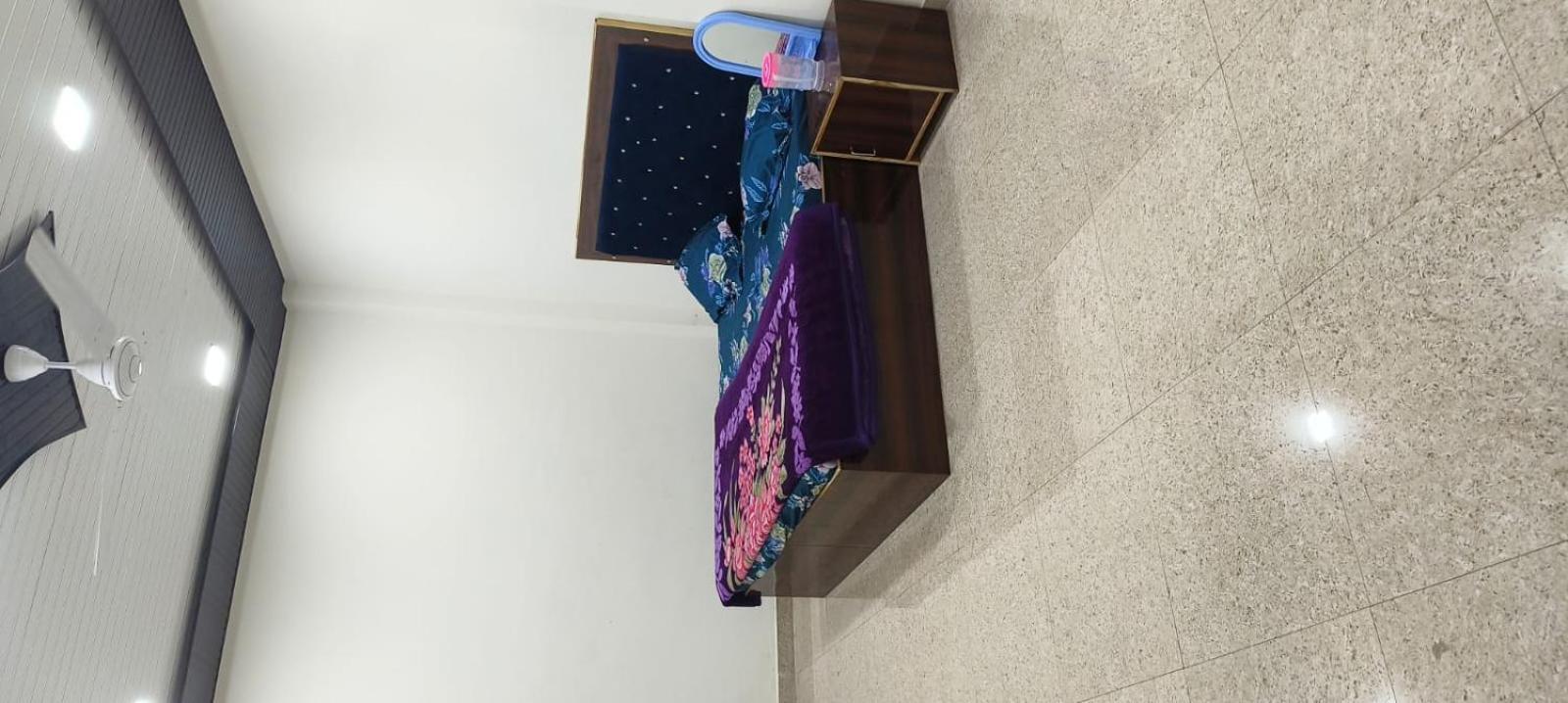 Jay Shree Radhey Home Stay Mathura Bagian luar foto