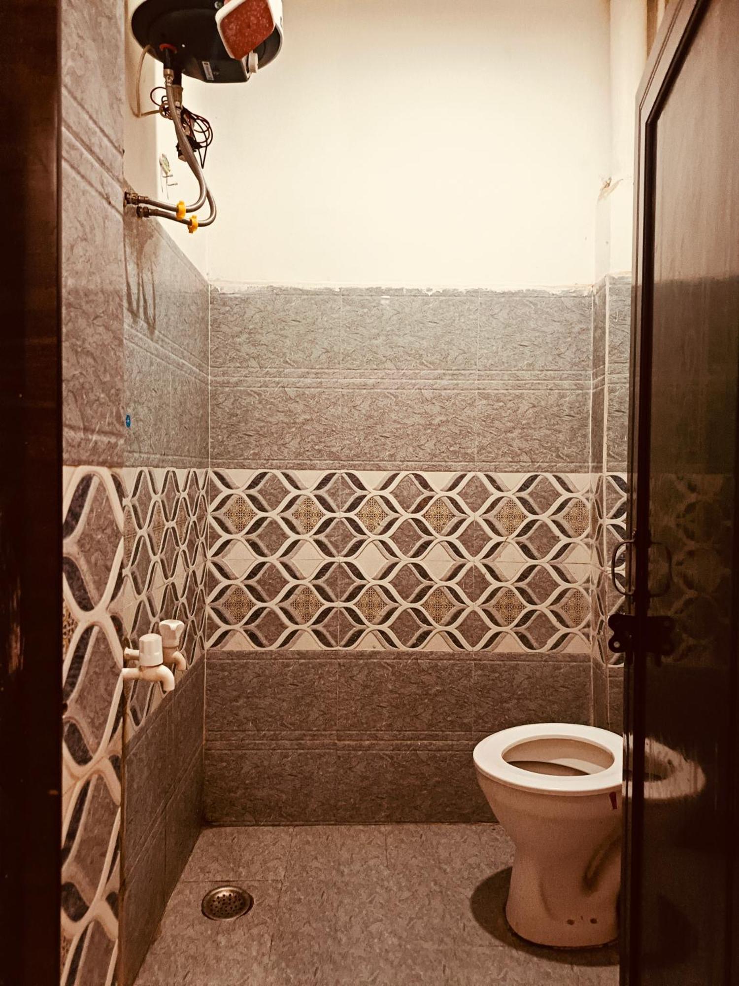 Jay Shree Radhey Home Stay Mathura Bagian luar foto